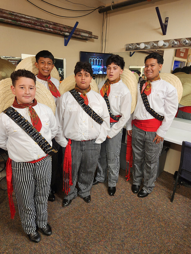 BalletFolkloricoPuebloNuevo-Reno-Al-Ritmo-De-Revolucion-2025-vert-5